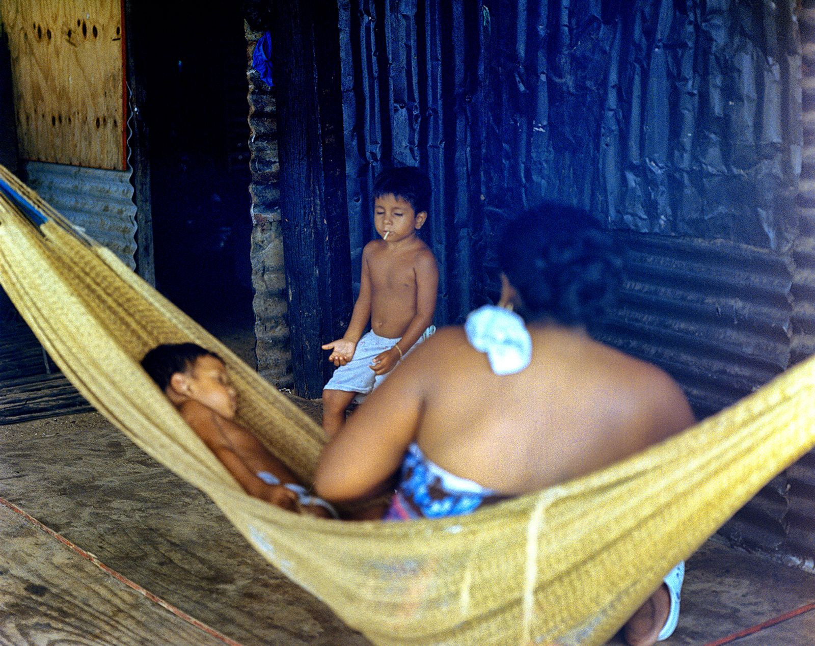 © Kelly-Ann Bobb - Portrait of a Warao family, at their home.