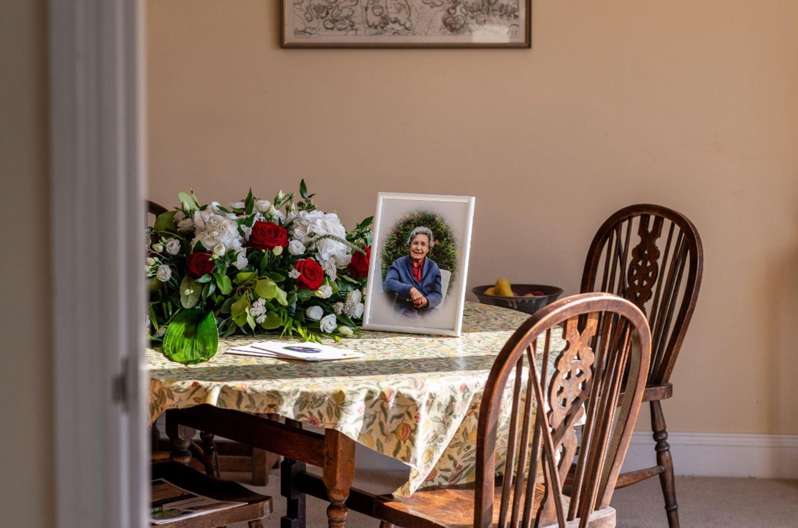 © Sophia Nasif - Image from the The Act of Care photography project