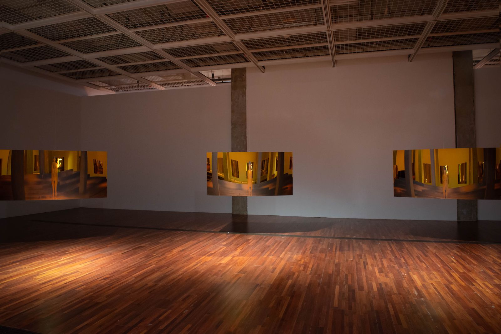 © SEULKI Ki - Installation view_Geist in the exhibition, 2024, UV print on gold acrylic mirror, 178.5 x 88.5cm (set of 12)