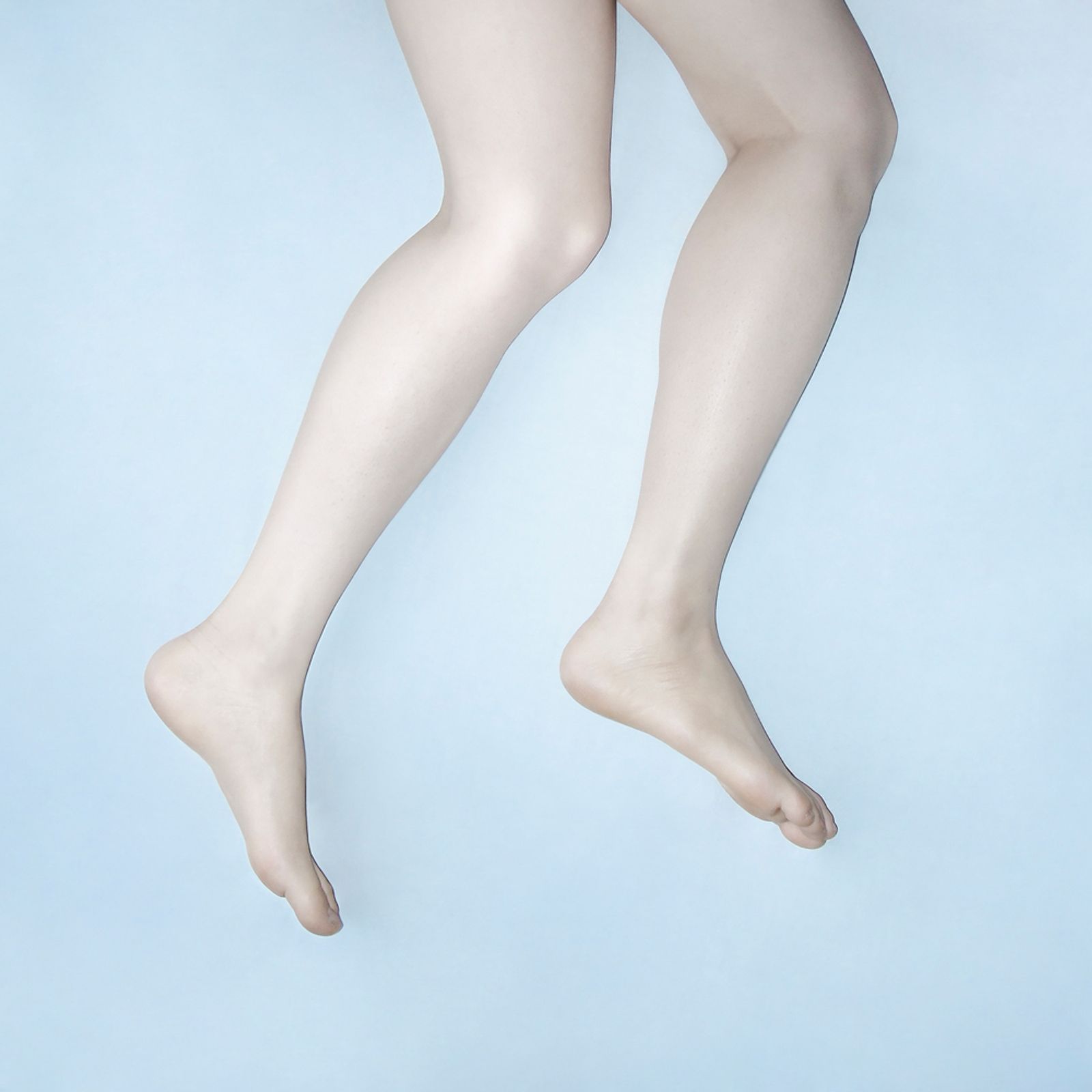 © SEULKI Ki - Leg, 70x70cm, Archival pigment print, 2018