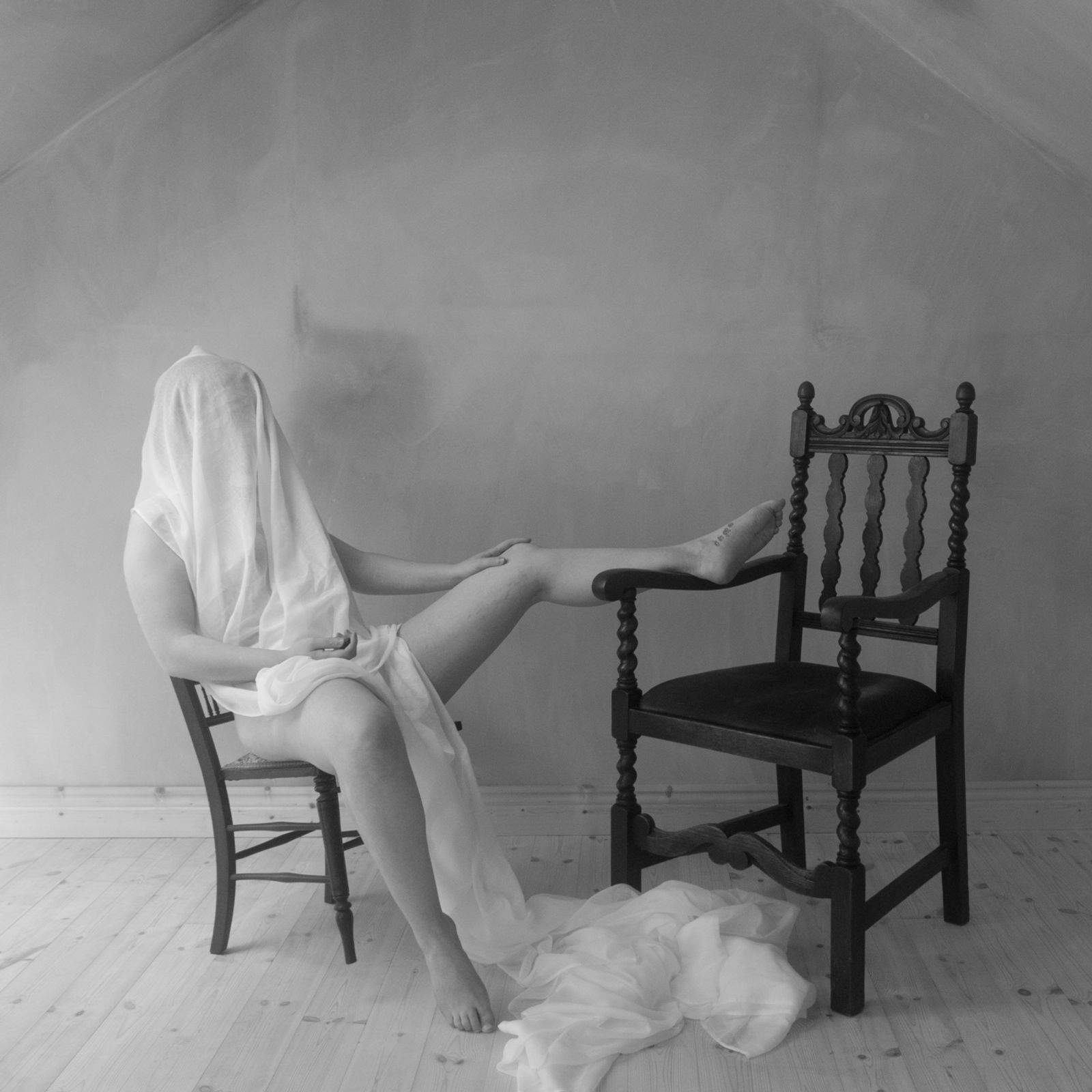 © Roisin White - Image from the Lay Her Down Upon Her Back photography project