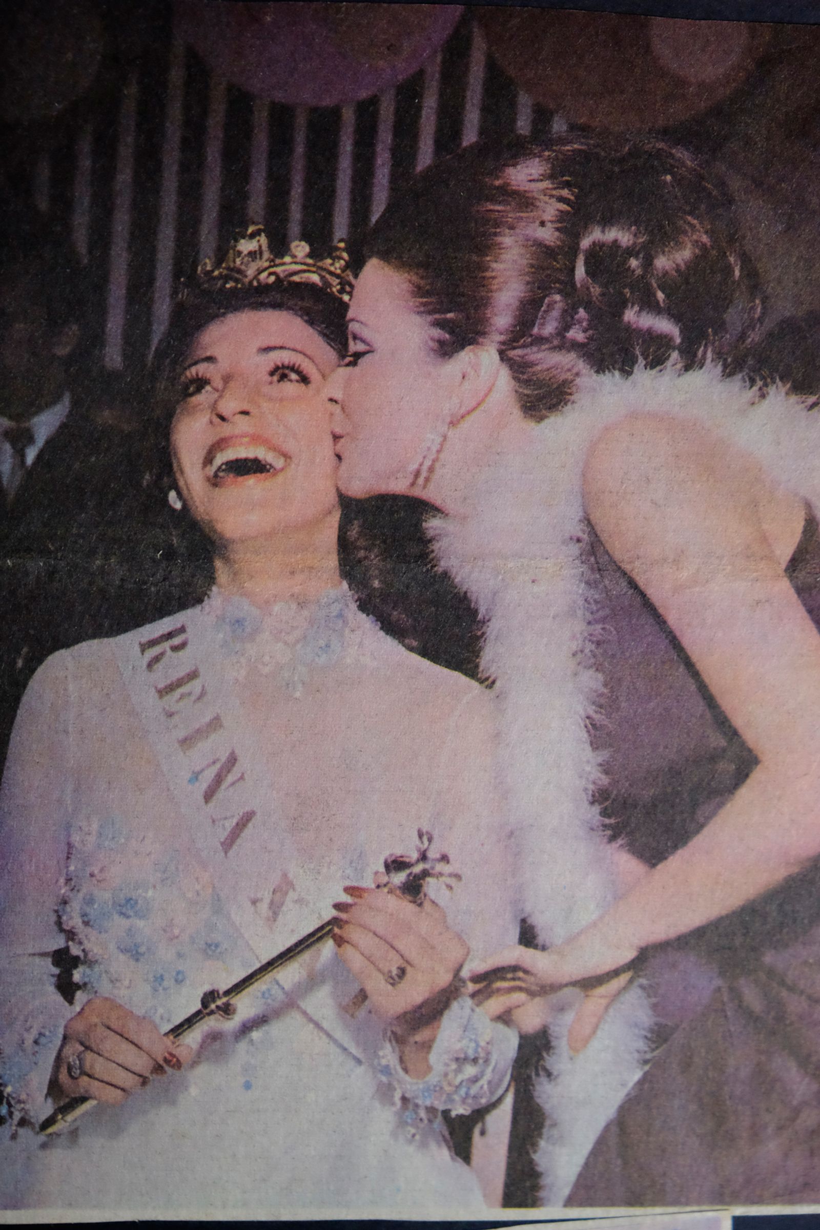 © Santiago Escobar-Jaramillo - Newspaper clipping of the Coronation of Miss XX Feria de Manizales in 1974.