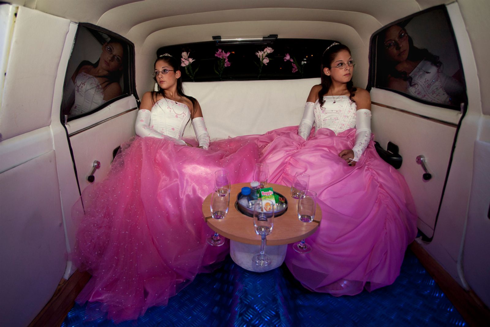 © Myriam Meloni - Image from the Limousine porteña photography project