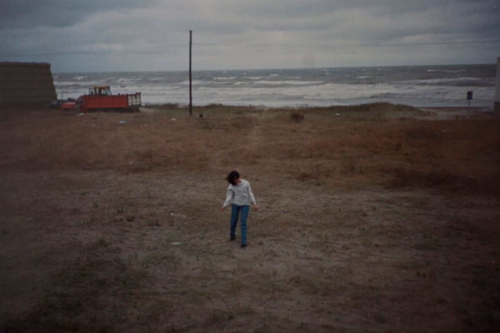 © Myriam Meloni - Carla Lacorte at Mar del Plata’s cliffs, five months before being shot and ending up on a wheel chair.