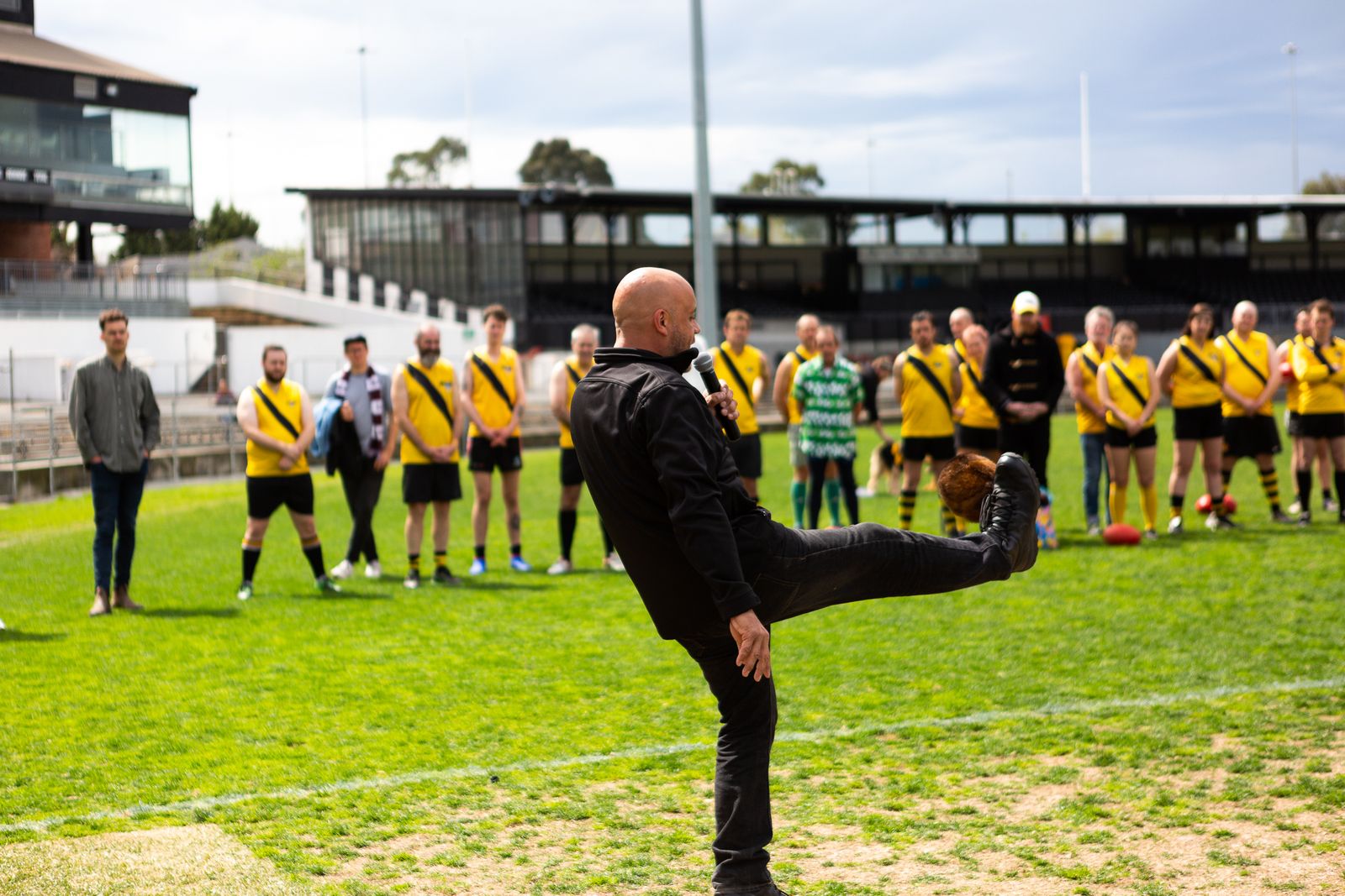 © J Forsyth - Uncle Bill performs the Welcome to Country showing the players the origins of AFL come from the indigenous game Marngrook