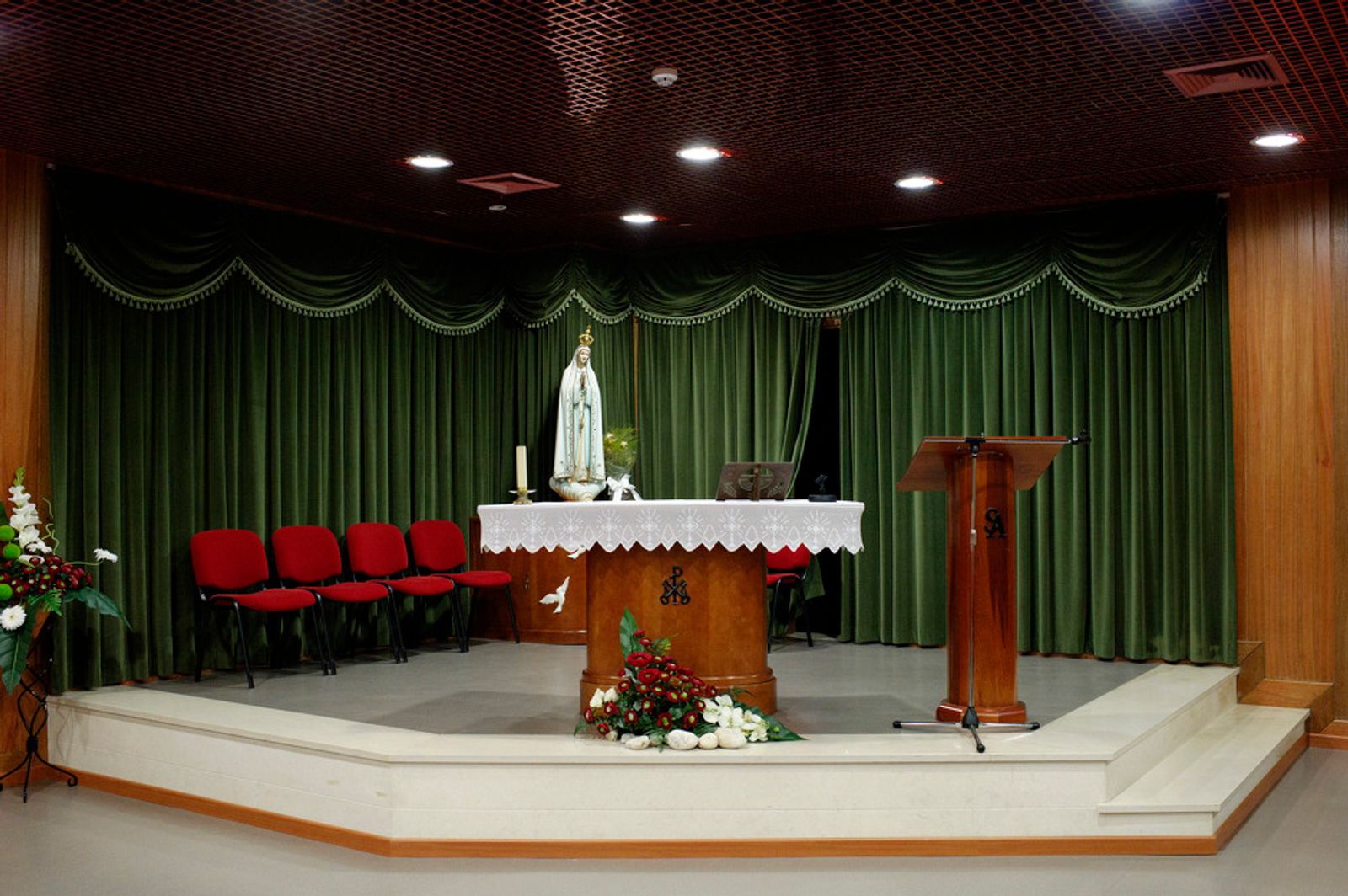 © Tommaso Rada - A chapel in one of the hotel in Fatima