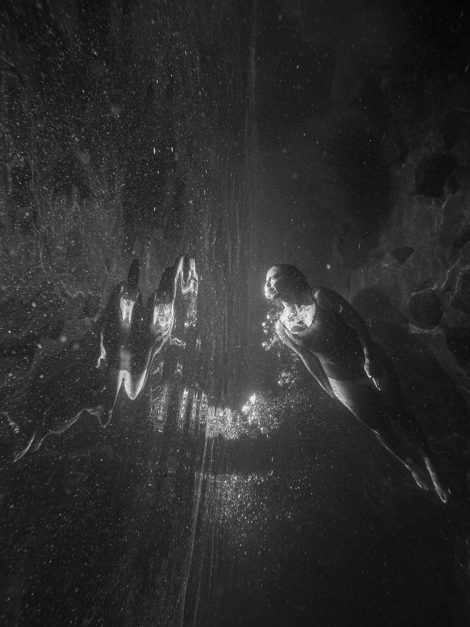 © Jordynrogotzki - As above so below (Mountain Sanctuary, South Africa)