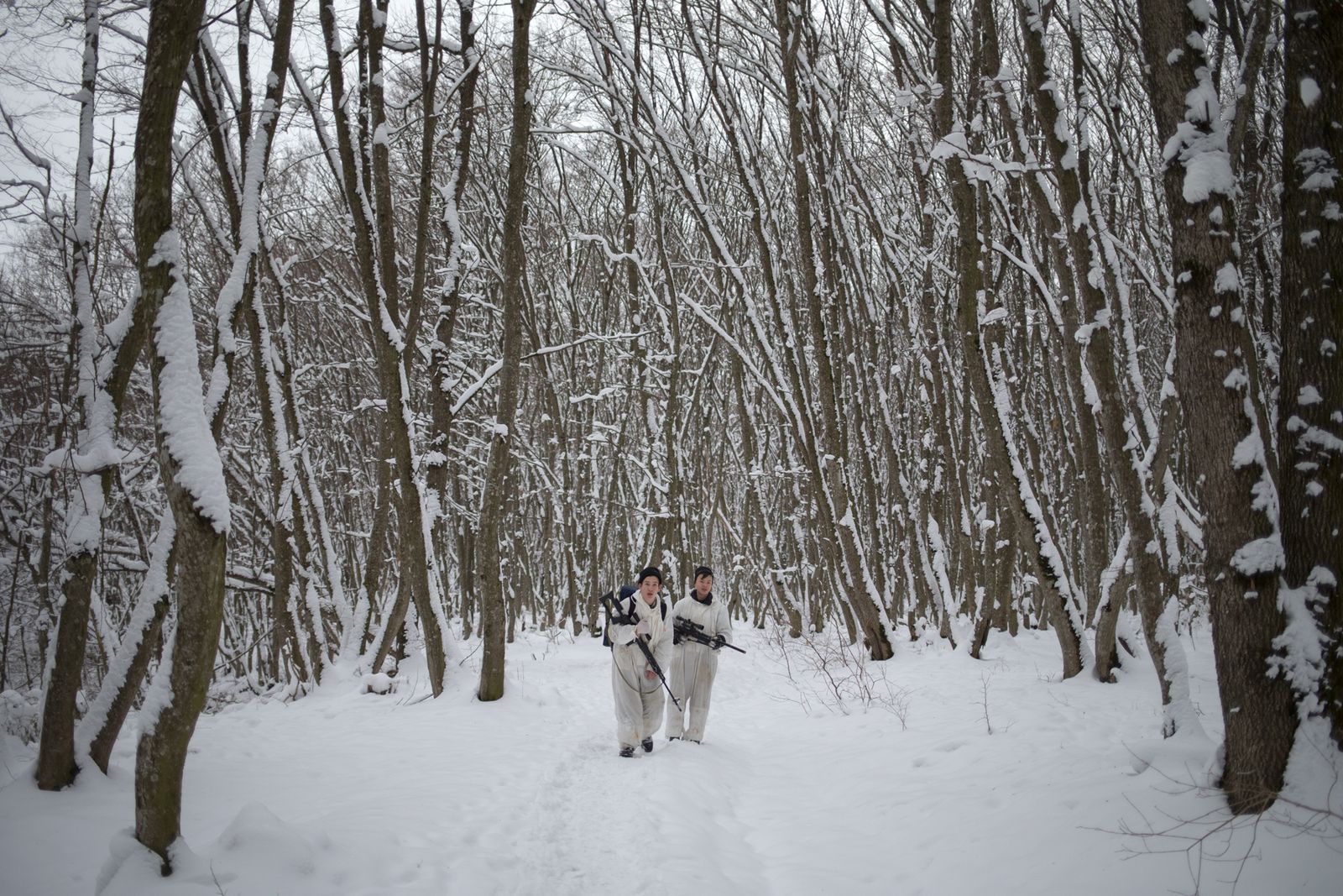 © EDUARD KORNIYENKO - Image from the LORDS OF THE GUNS photography project