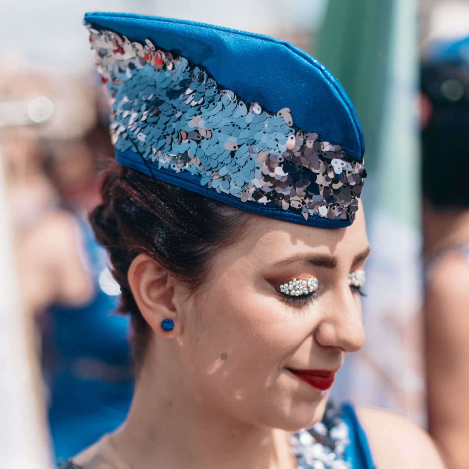 © Agnese Morganti - Viareggio, 2017. Elaborate make-up on the eyelids of a troupe leader.