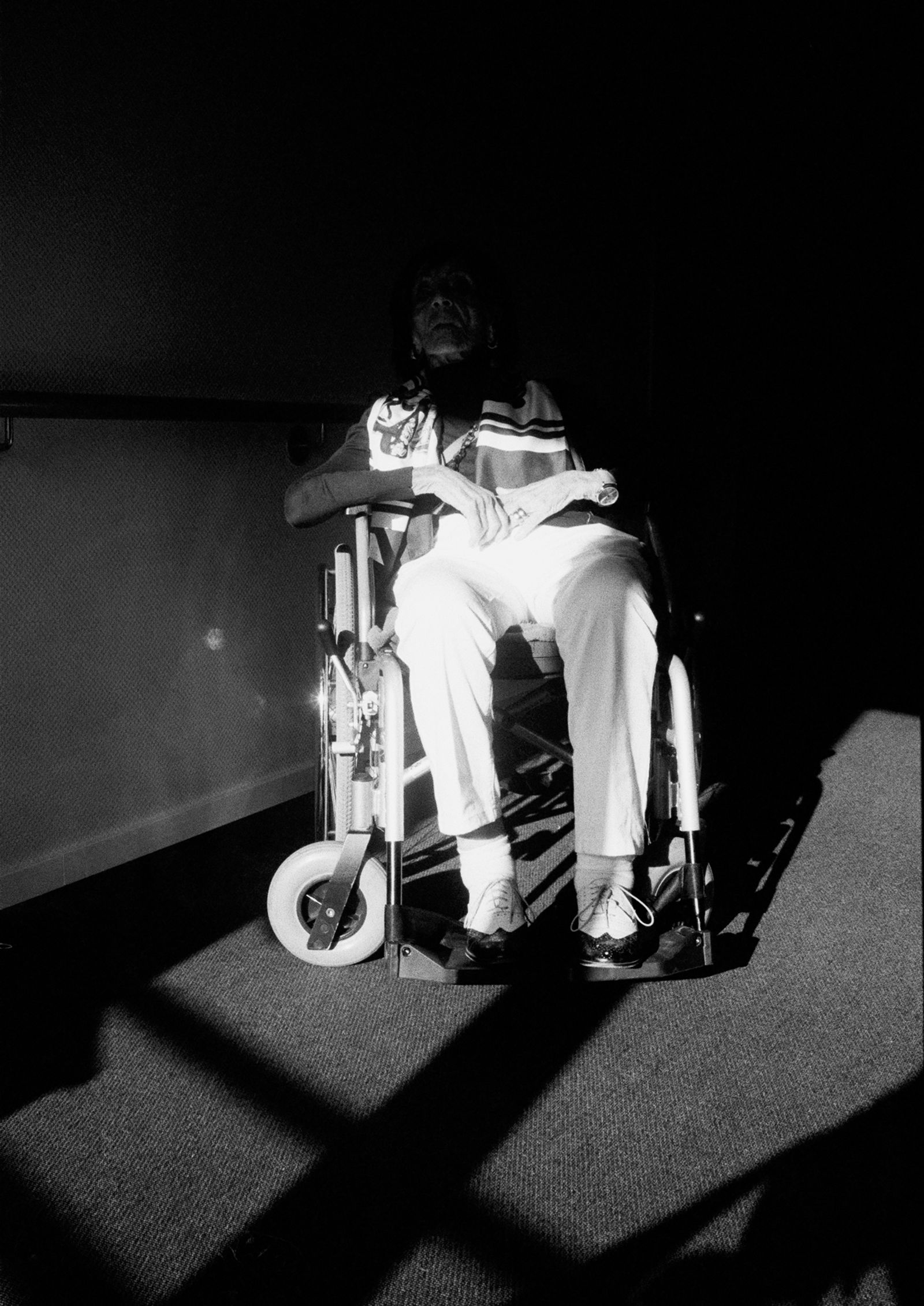 © Louisa Boeszoermeny - Image from the Coral Tangerine photography project