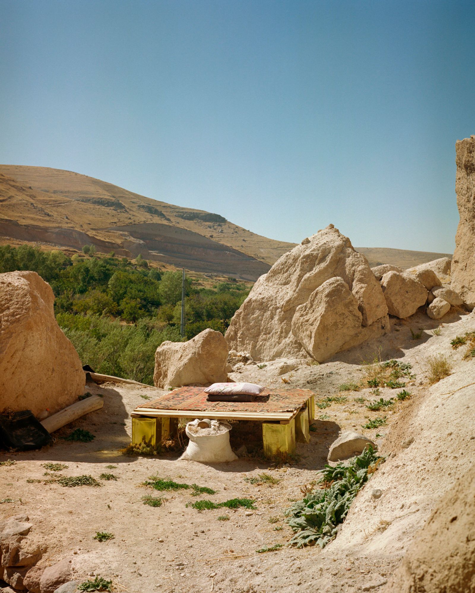 © Sarah Pannell - Image from the Tabriz to Shiraz photography project