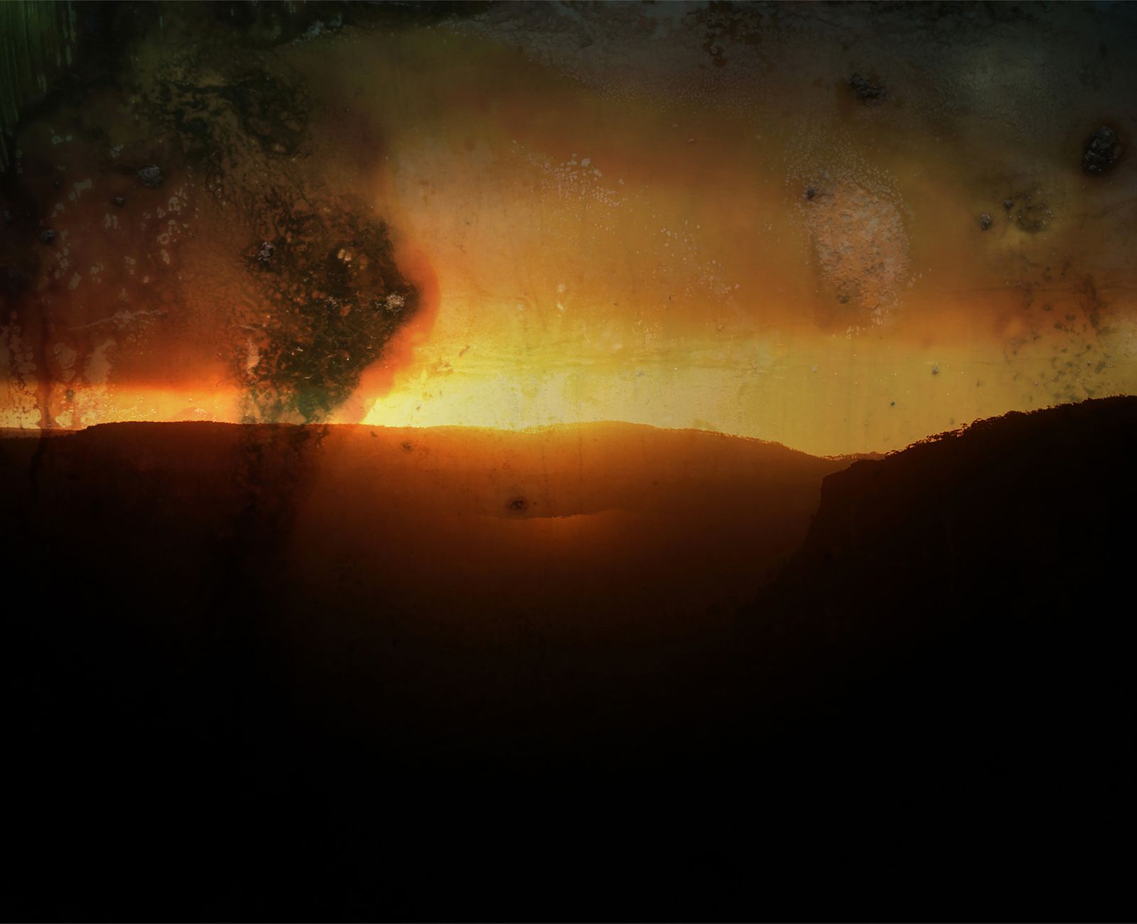© Aletheia Casey - Image from the The Dark Forgetting photography project