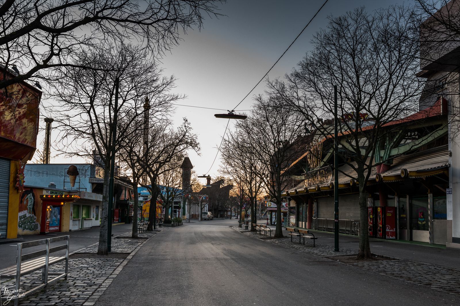 © Thomas Gutschi - Busy street
