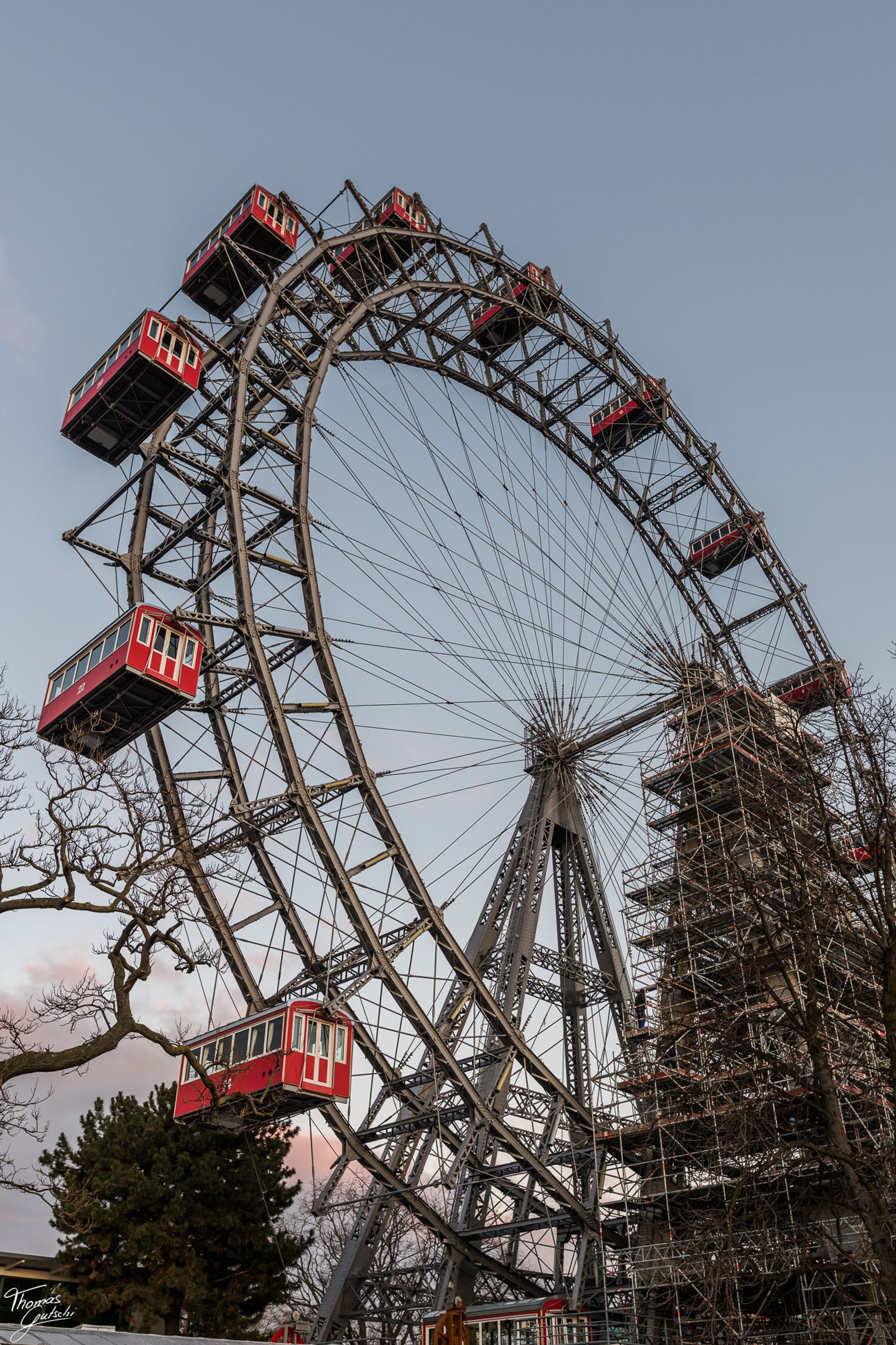 © Thomas Gutschi - Viennas Giant Ferris Wheel