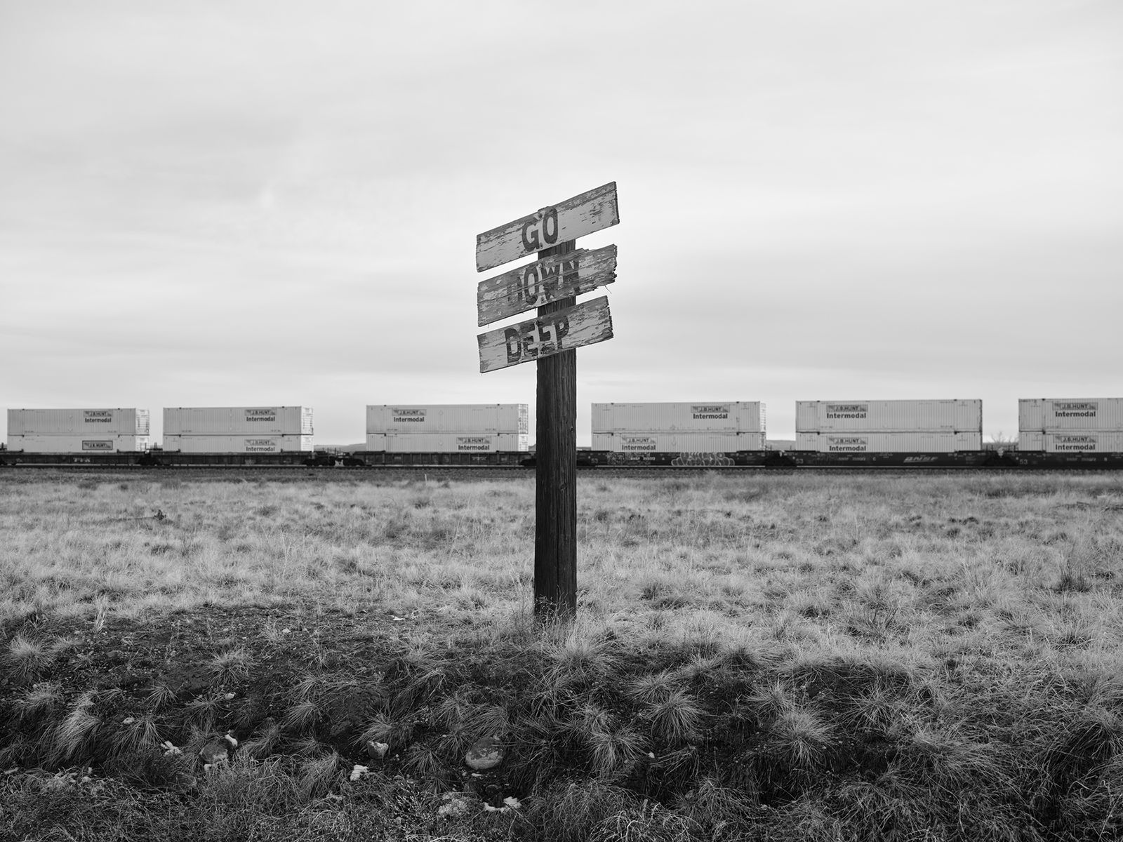 © Taylor Galloway - GO DOWN DEEP, red light filter, 2023