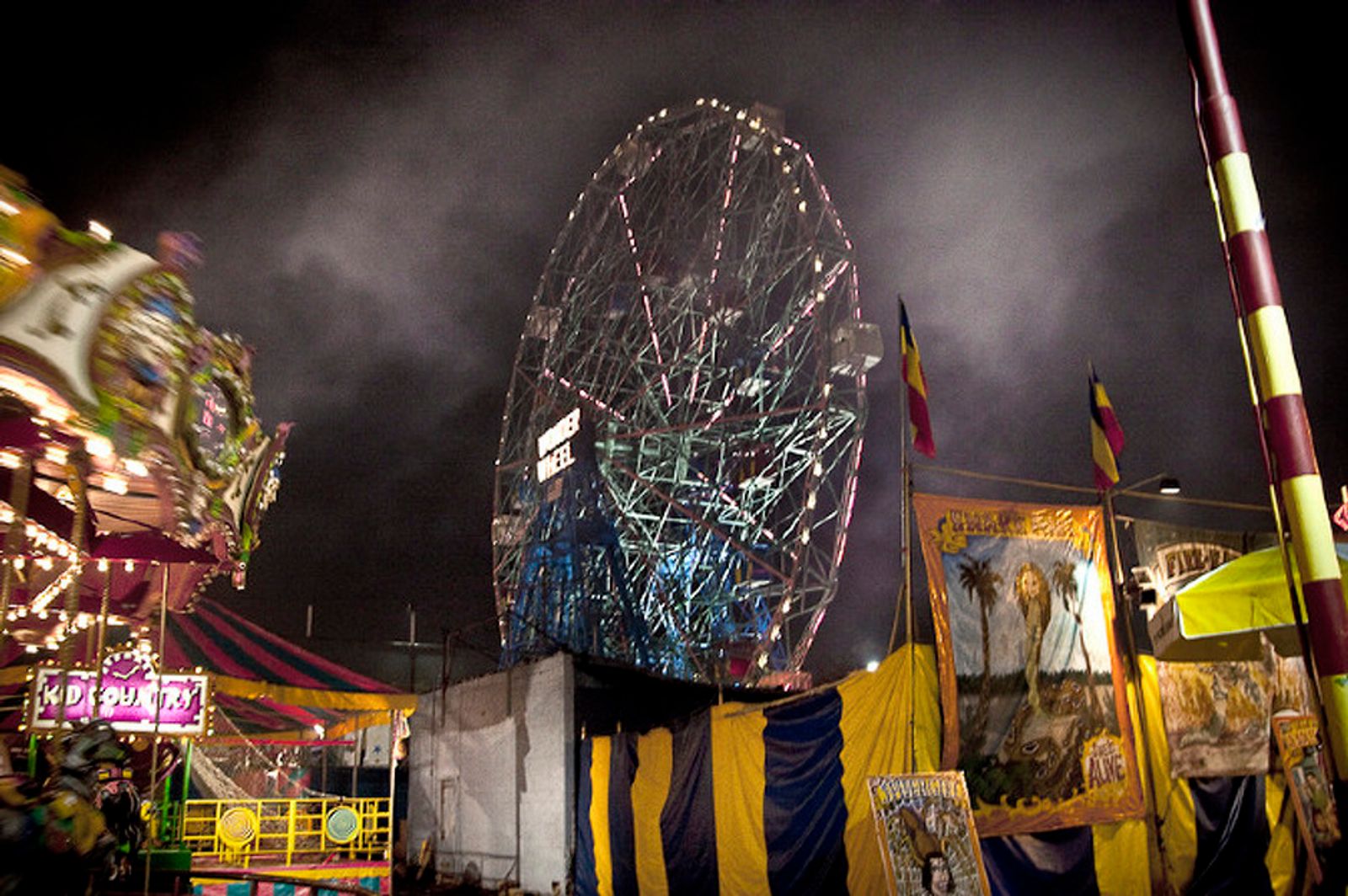 © Veronica Adriani - Image from the Coney Island Freak Show photography project