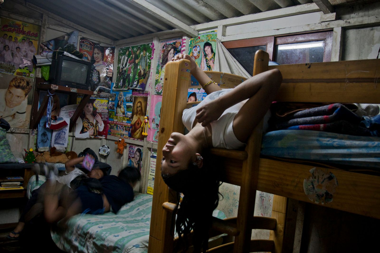 © Max Cabello Orcasitas - Flor Romero rests in his room after a concert.