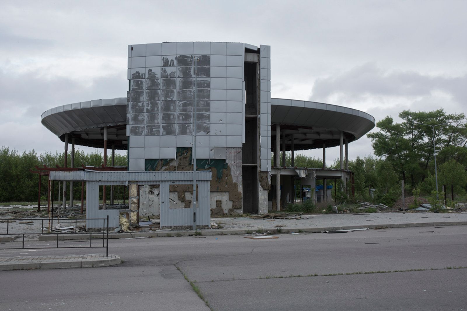 © Marek M Berezowski - Image from the Donbass. Aftermath. photography project