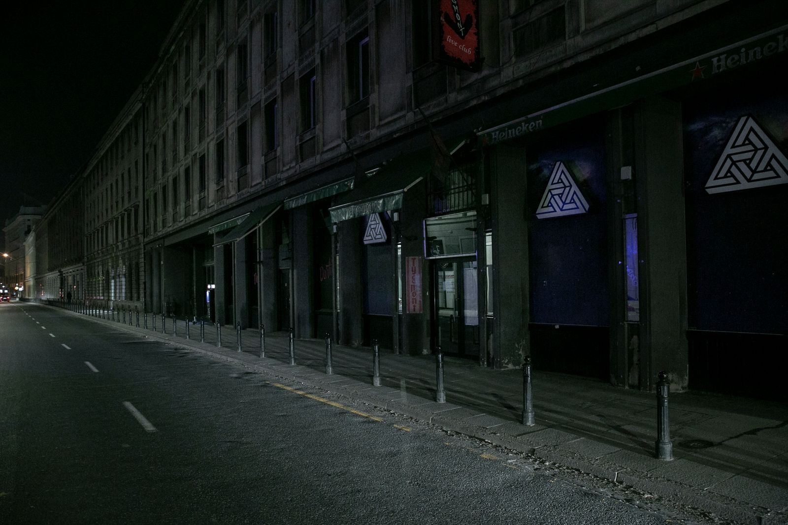 © Marek M. Berezowski - Image from the Not A Black Swan photography project