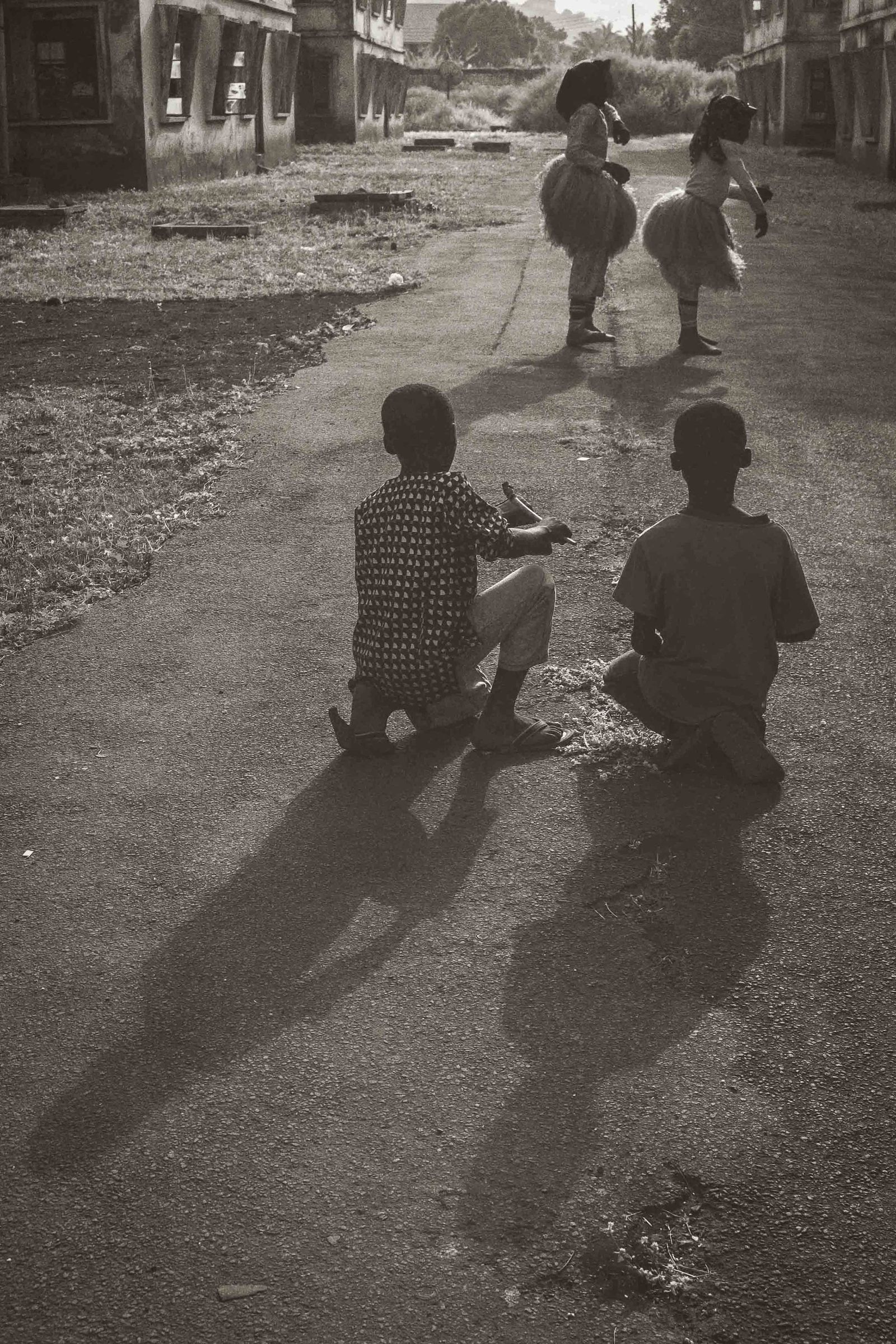© neec nonso - Image from the bOys' fraternity photography project