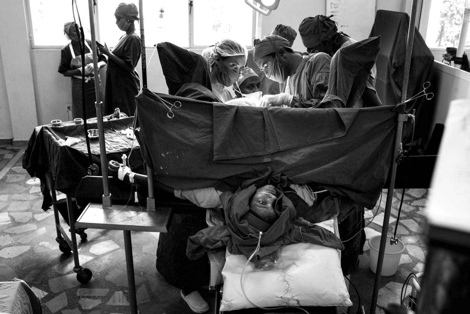 © Ida Guldbaek Arentsen - Sichale undergo her fistula surgery at the hospital. She has been incontinent for almost one and a half year.