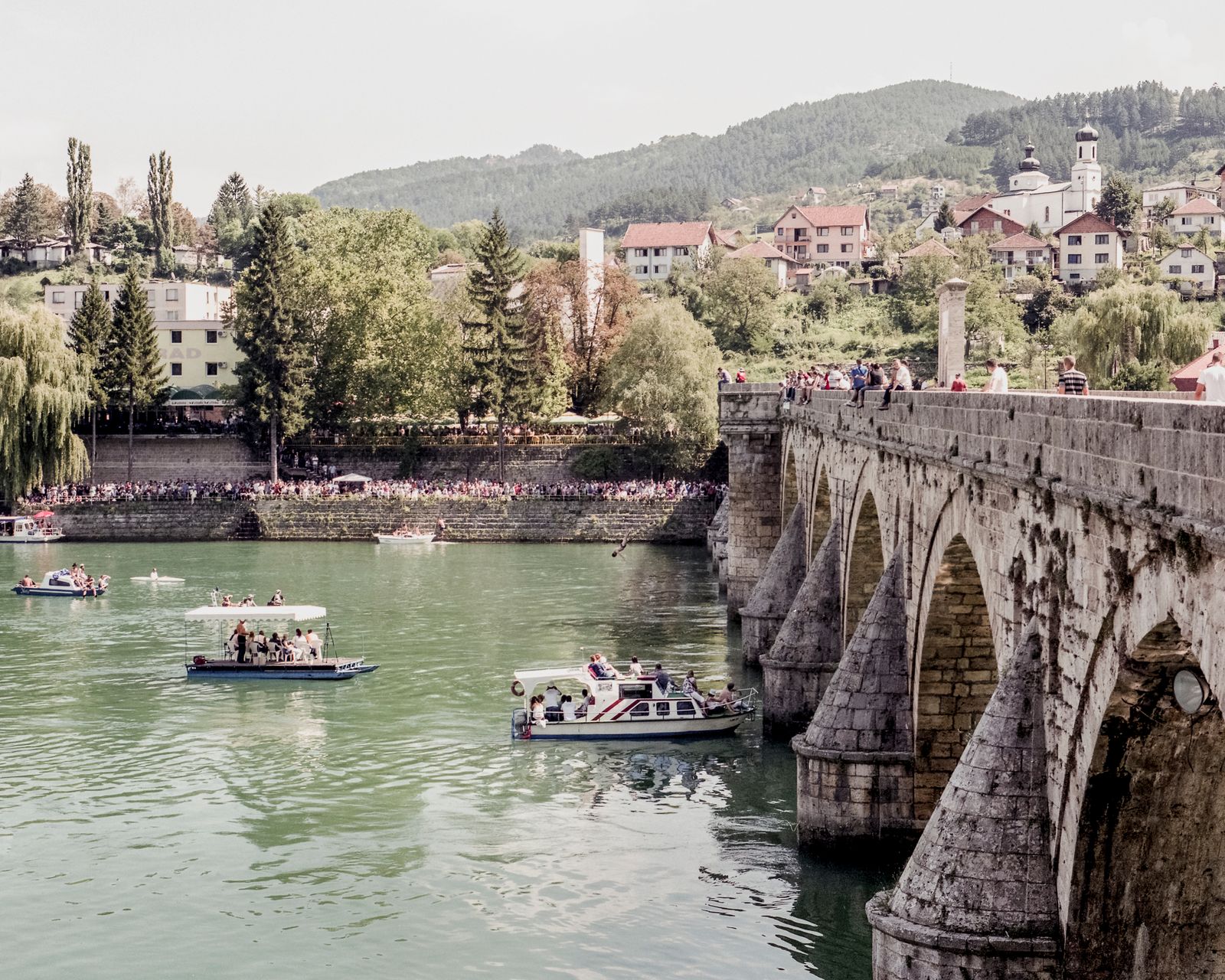 © Paweł Starzec - The Bridge on Drina, Visegrad, former execution ground. Water jumping contest.