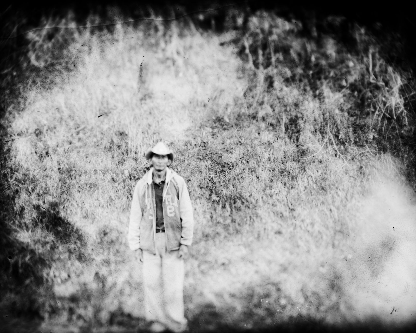 © Karen Miranda-Rivadeneira - man on his way to Lourdes