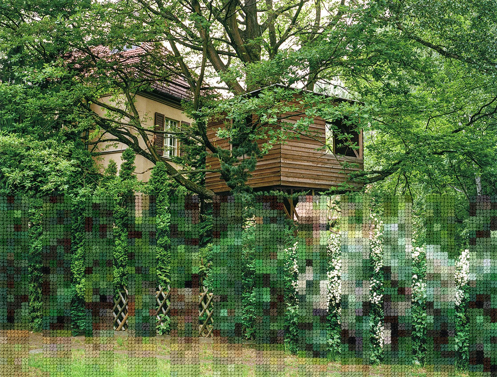 © Diane Meyer - Treehouse, Former Border Area Near Fronau, Hand Sewn Archival Ink Jet Print, 2019