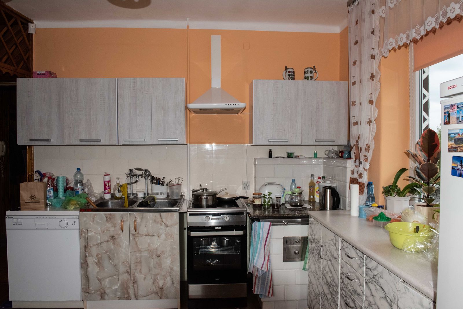 © Zula Rabikowska - Freshly redone kitchen with the soviet shadow partially lifted.