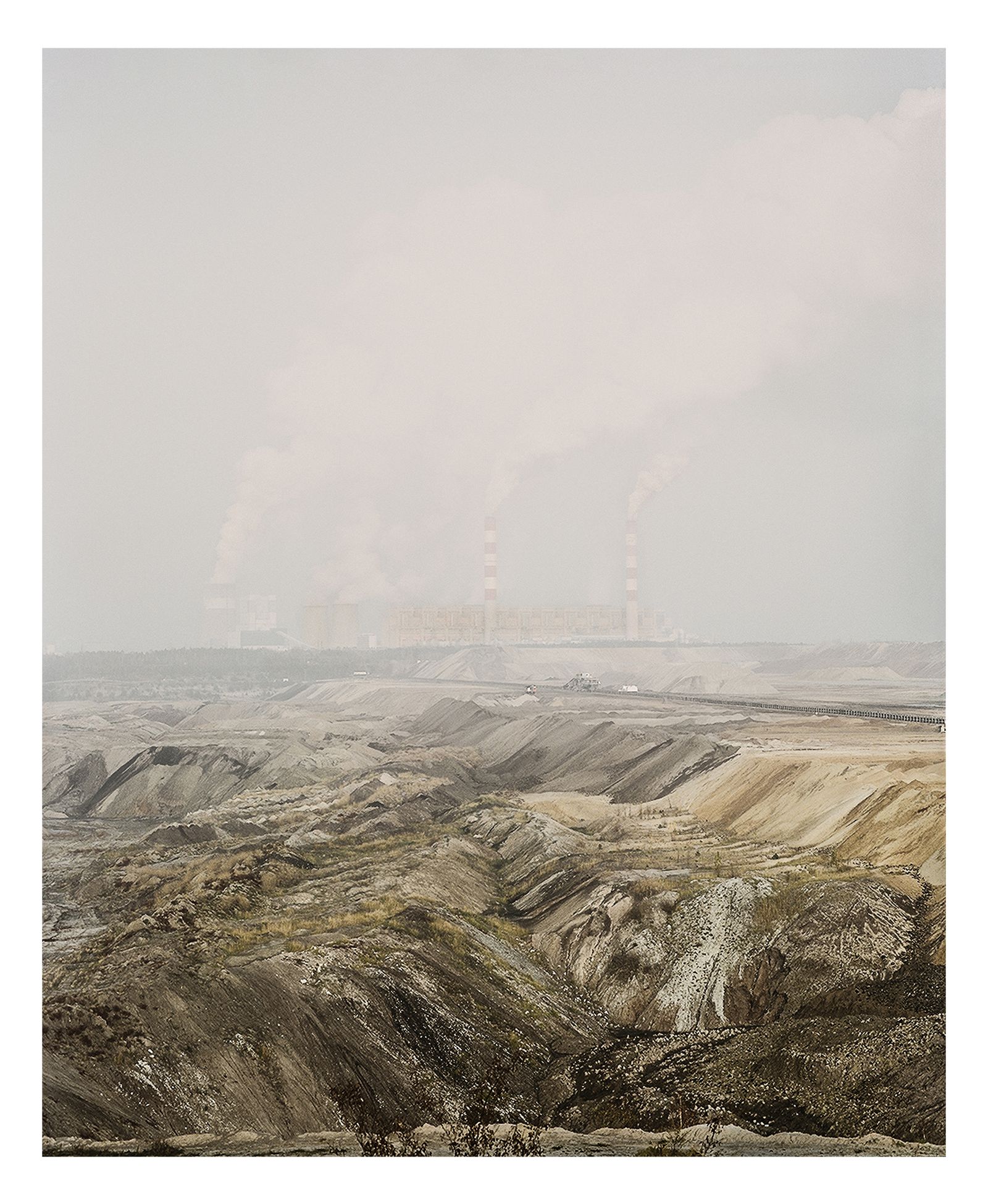 © Jakub Stanek - Image from the IN anticipation of the sun photography project