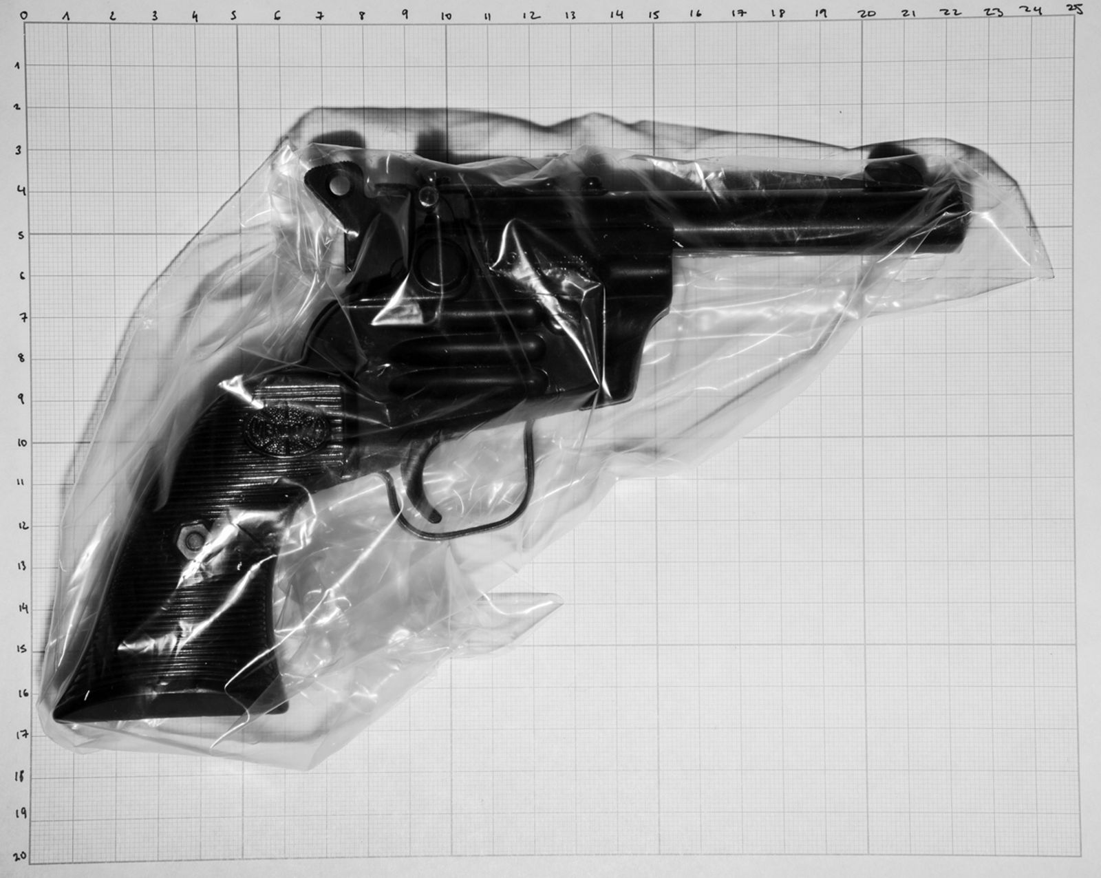 © Eleana Konstantellos André - Stagged photography of the weapon found at the crime scene.