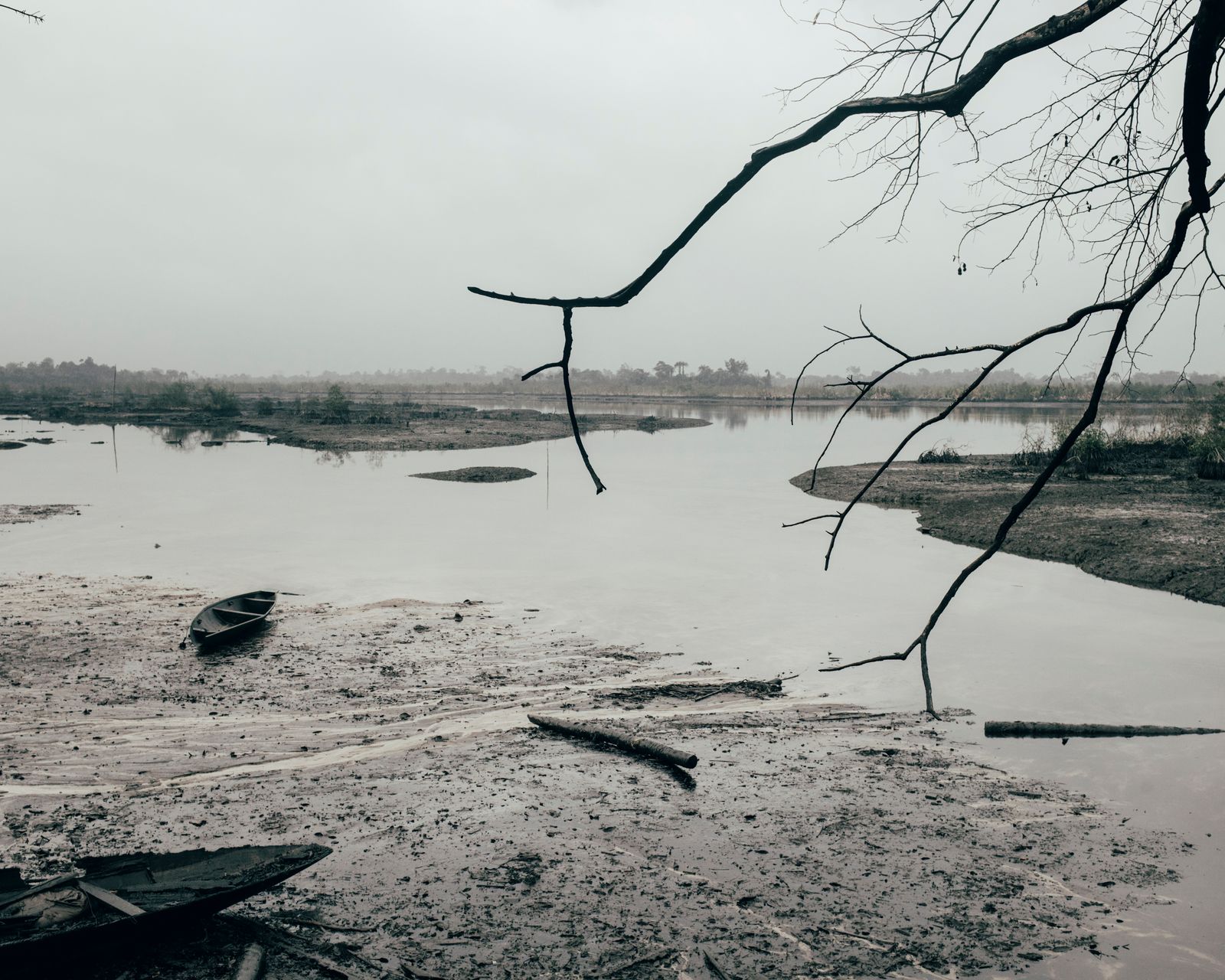 © Robin Hinsch - Polluted Area in B-Dere, Niger Delta, Nigeria, 2019