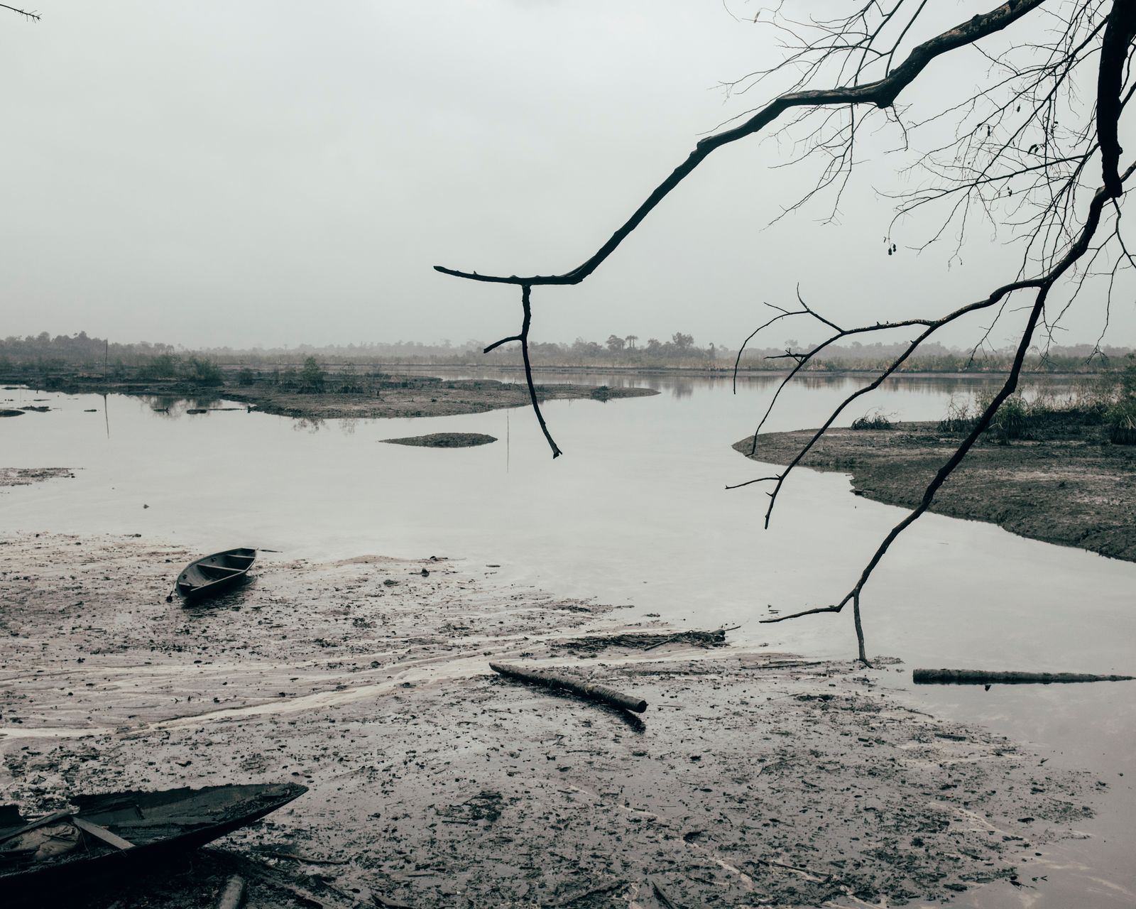 © Robin Hinsch - Polluted Area in B-Dere, Niger Delta, Nigeria, 2019