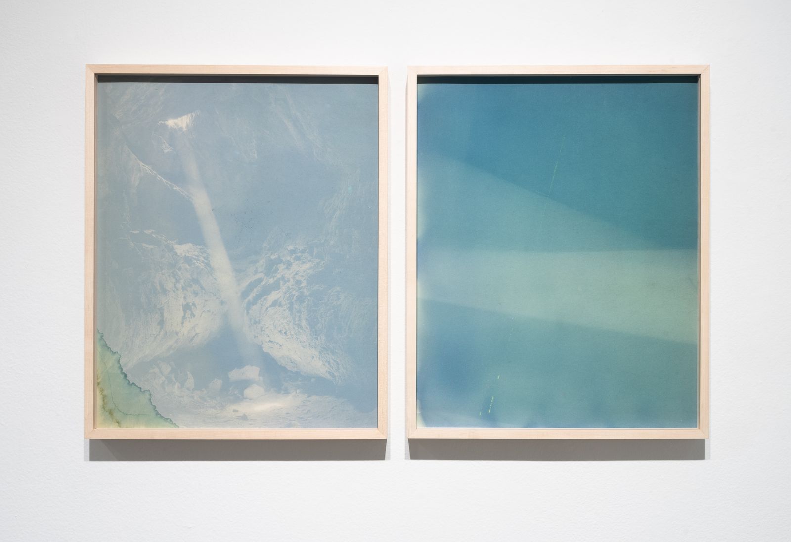 © Christine Elfman - Image from the All solid shapes dissolve in light photography project