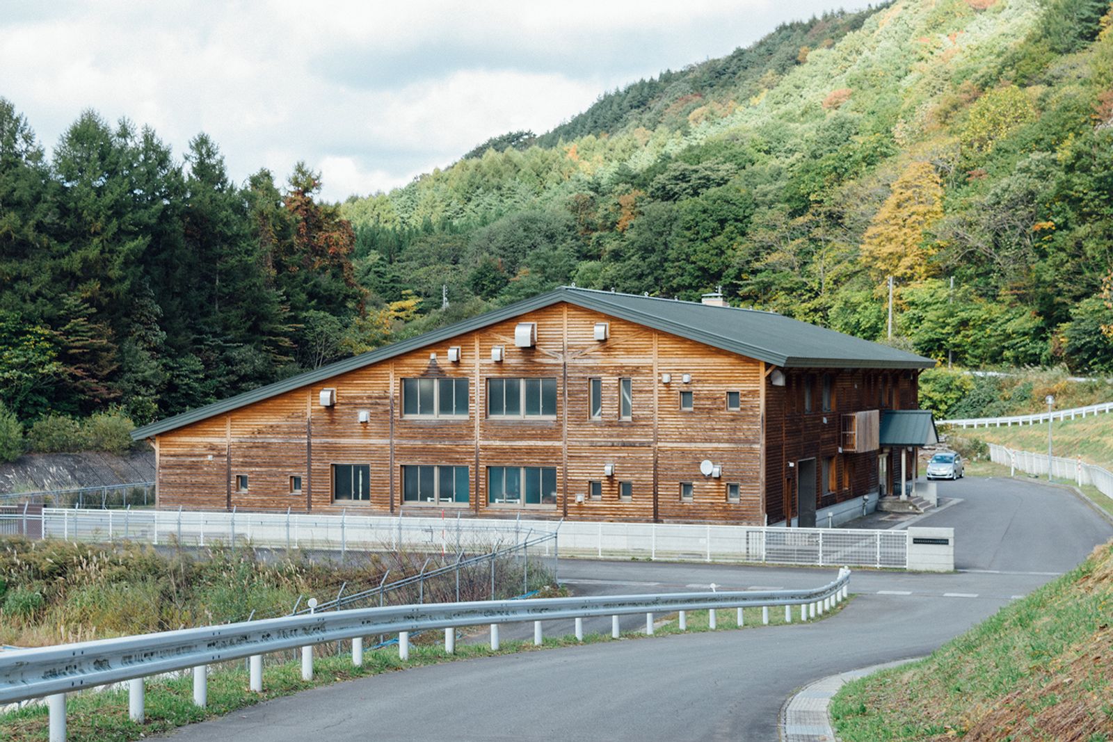 © Maki Hayashida - The Water Treatment Facility of Aomori-Iwate Prefectural Illegal Dumping Site (Aomori Side), 2020