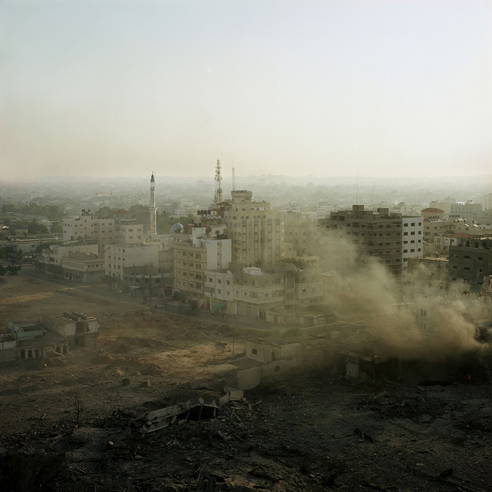 © Loulou d’Aki - View on an empty space still burning after hit in an Israeli air strike during the Pillar of defense.