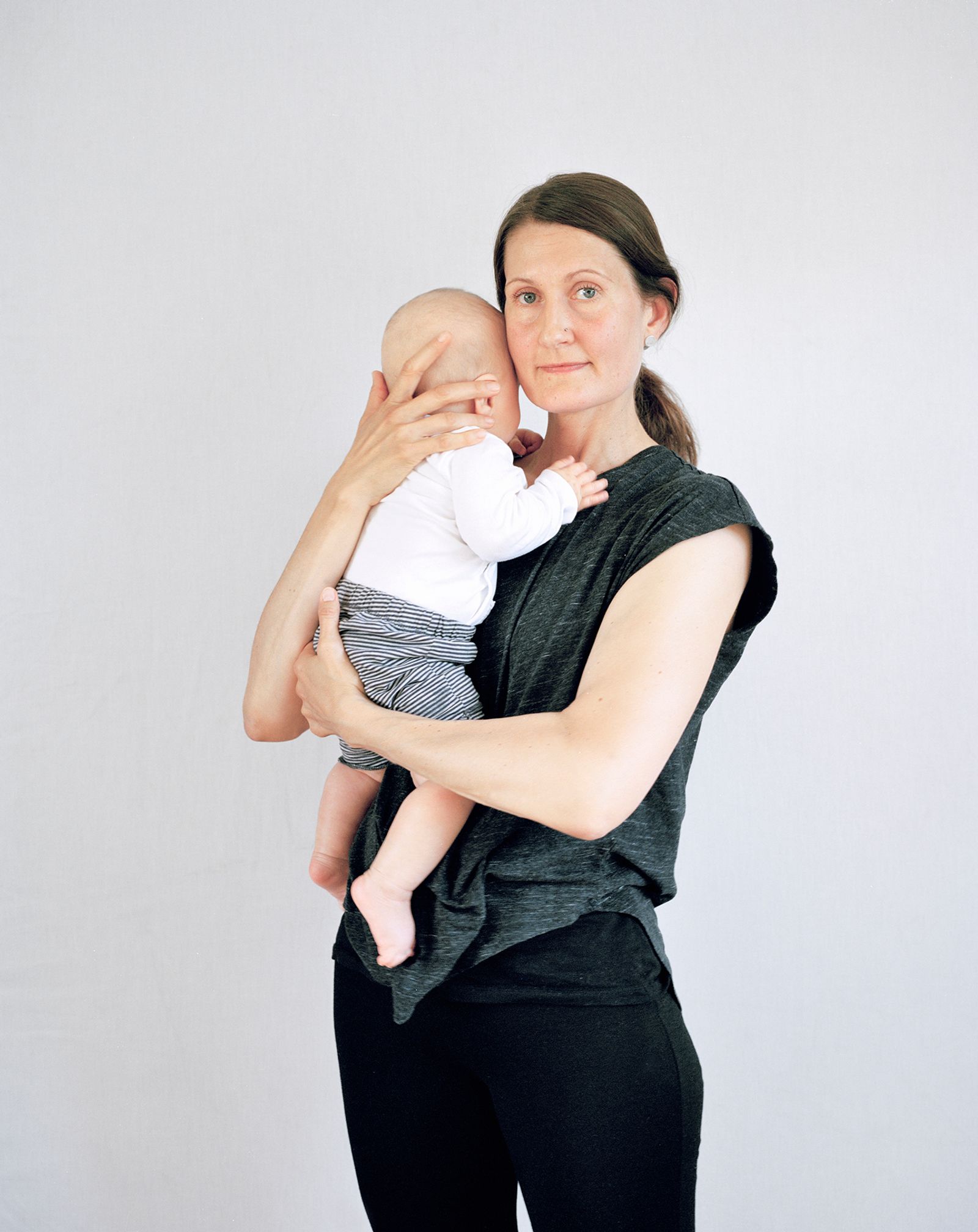 © Loulou d’Aki - Image from the Mother by choice photography project