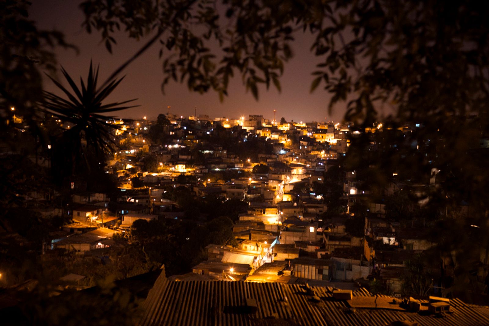 © Lianne Milton - Image from the La Vida No Vale Nada photography project