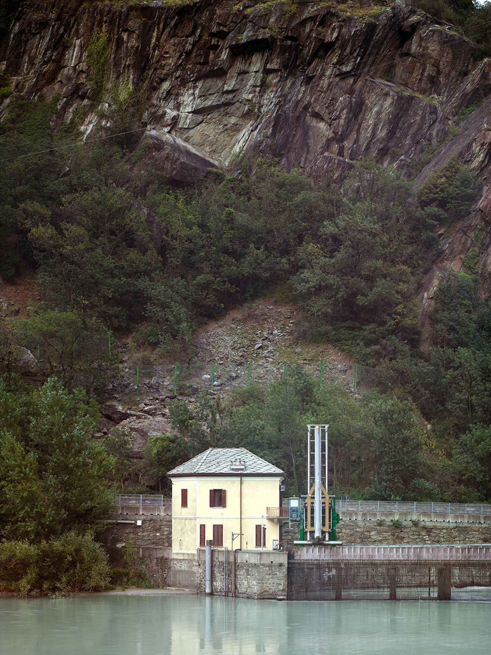 © Mattia Paladini - Dam on Dora Baltea river, the narrower passage of Aosta Valley.Rocky spur. 360m slm
