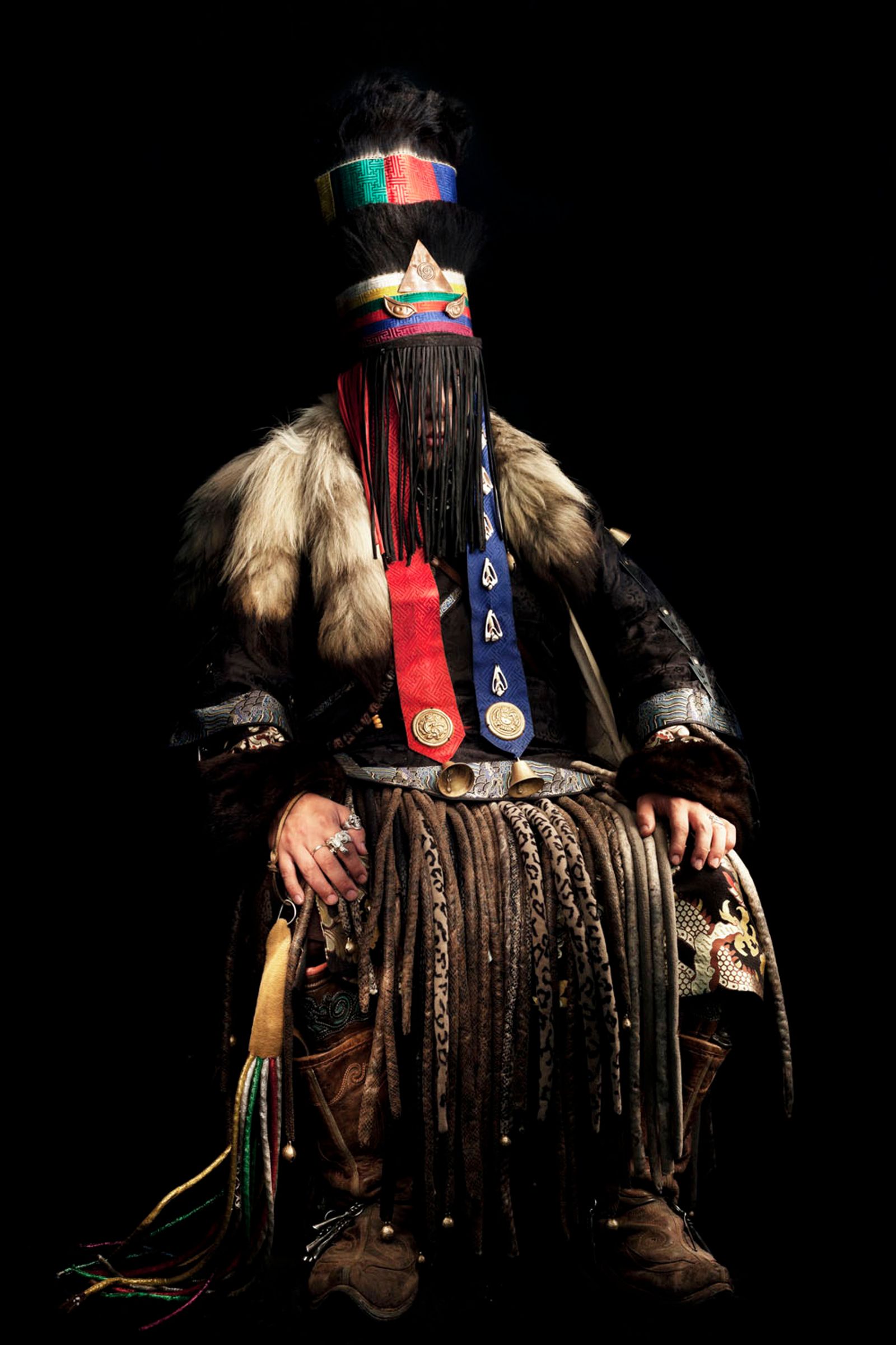 © Flore-aël SURUN - Shaman Mongol of the association Tenger Unen.Guardian of ancestral traditions.Genac, France.