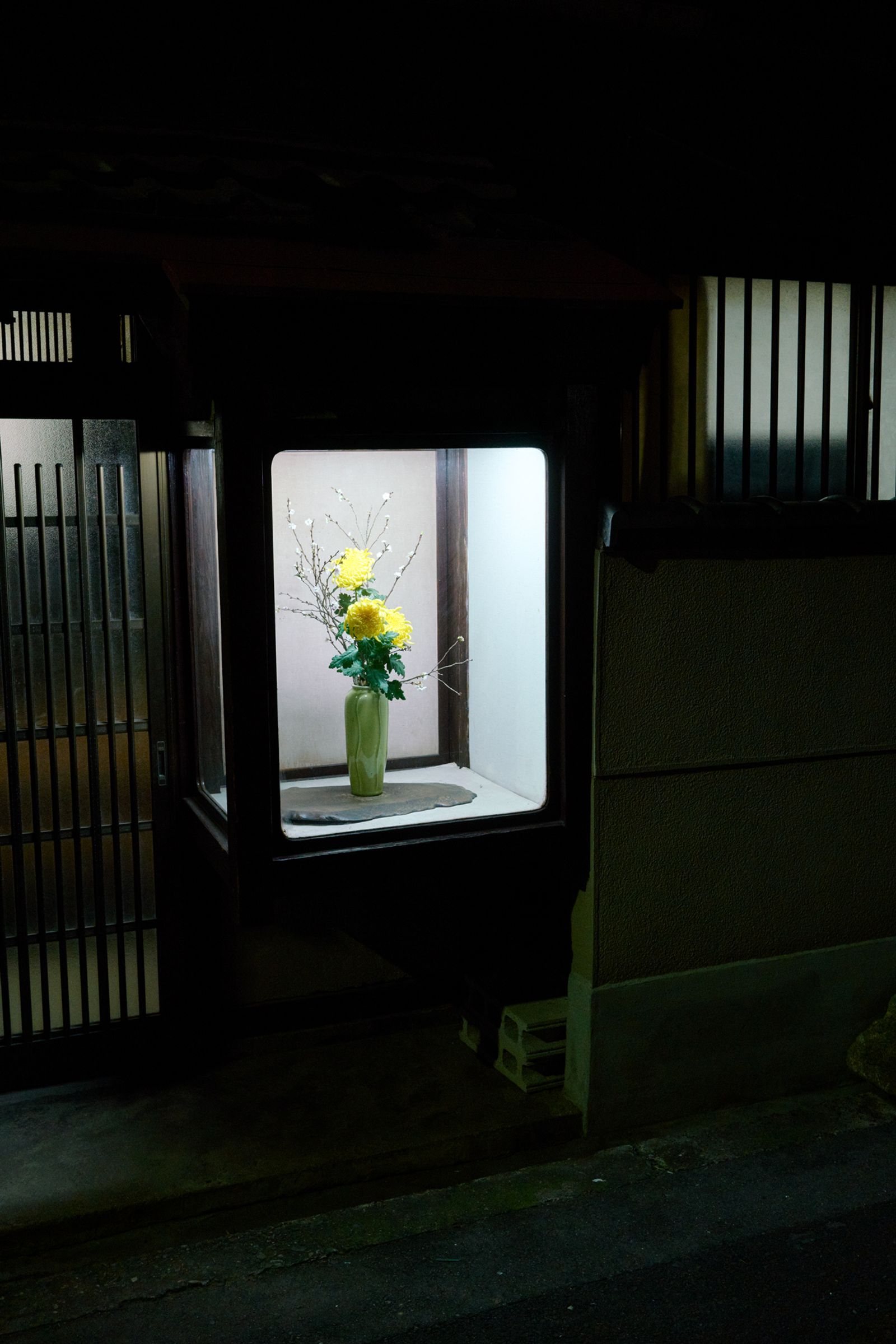 © Fabian Hammerl - Image from the A House in Omihachiman: Sixteen Perambulations photography project