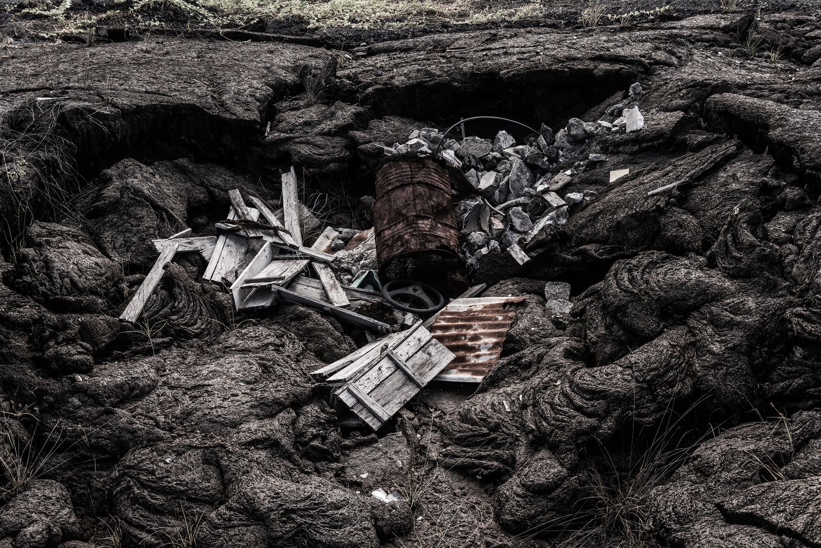 © Francisco Jarrin - Image from the Colonization and progress in Galapagos photography project