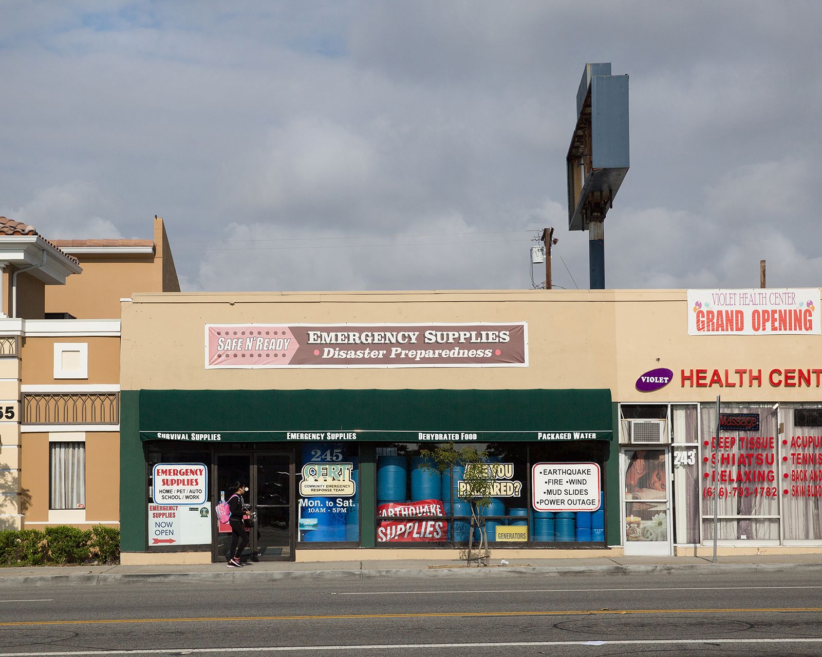 © Allison Stewart - Image from the Bug Out Bag: The Commodification of American Fear photography project