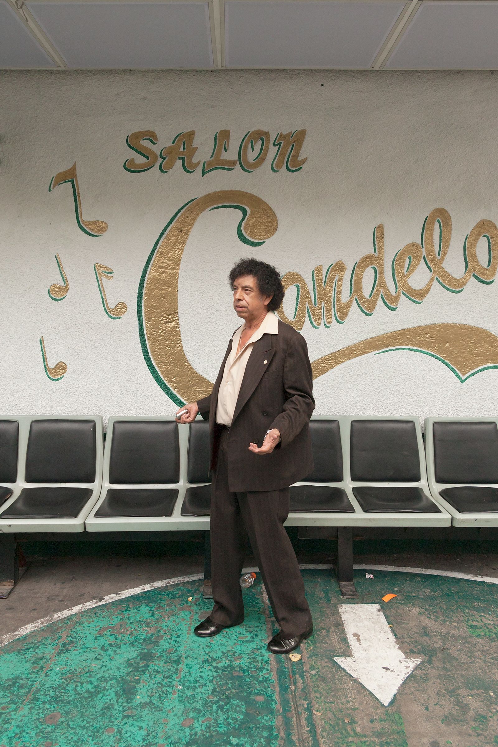 © Melba Arellano - Rogelio customer of Salón Los Angeles, one of the last dancing clubs in the city.