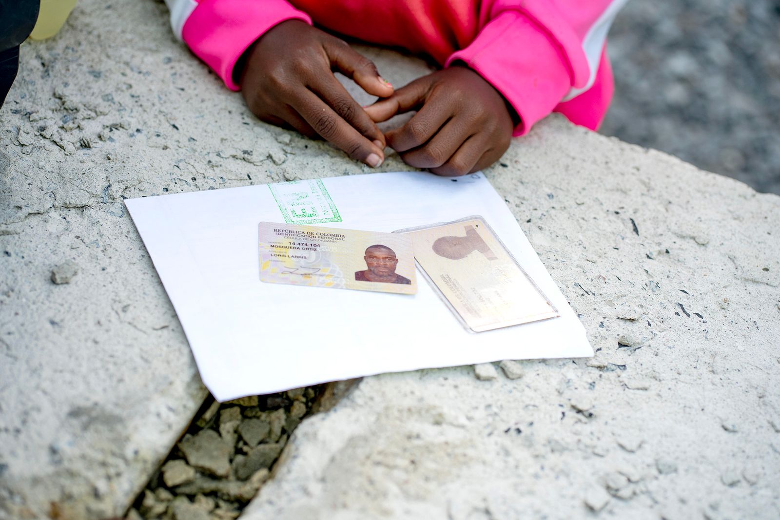 © Ruth Kaplan - Image from the The Crossing photography project