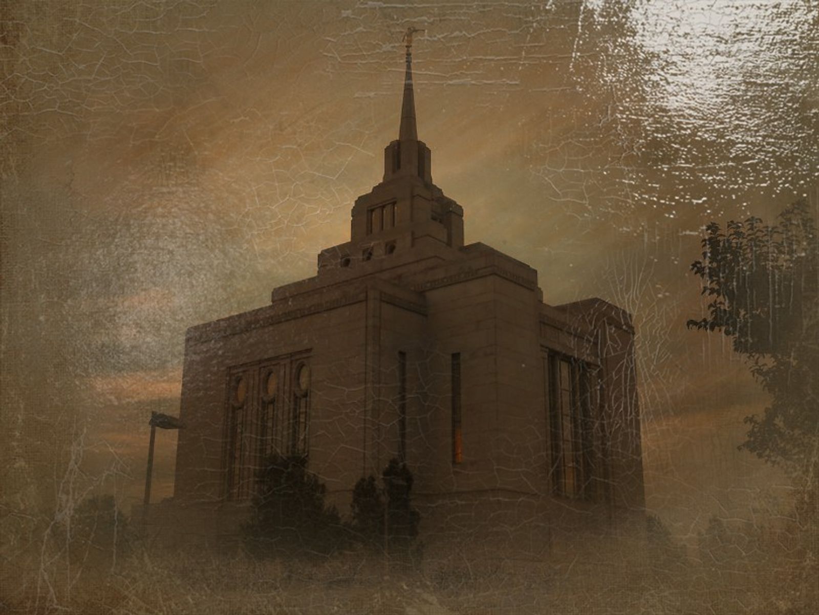 © Andrei  Kolyaskin - Image from the Ukrainian  Kyiv  Temple  in  oil  painting  5 photography project