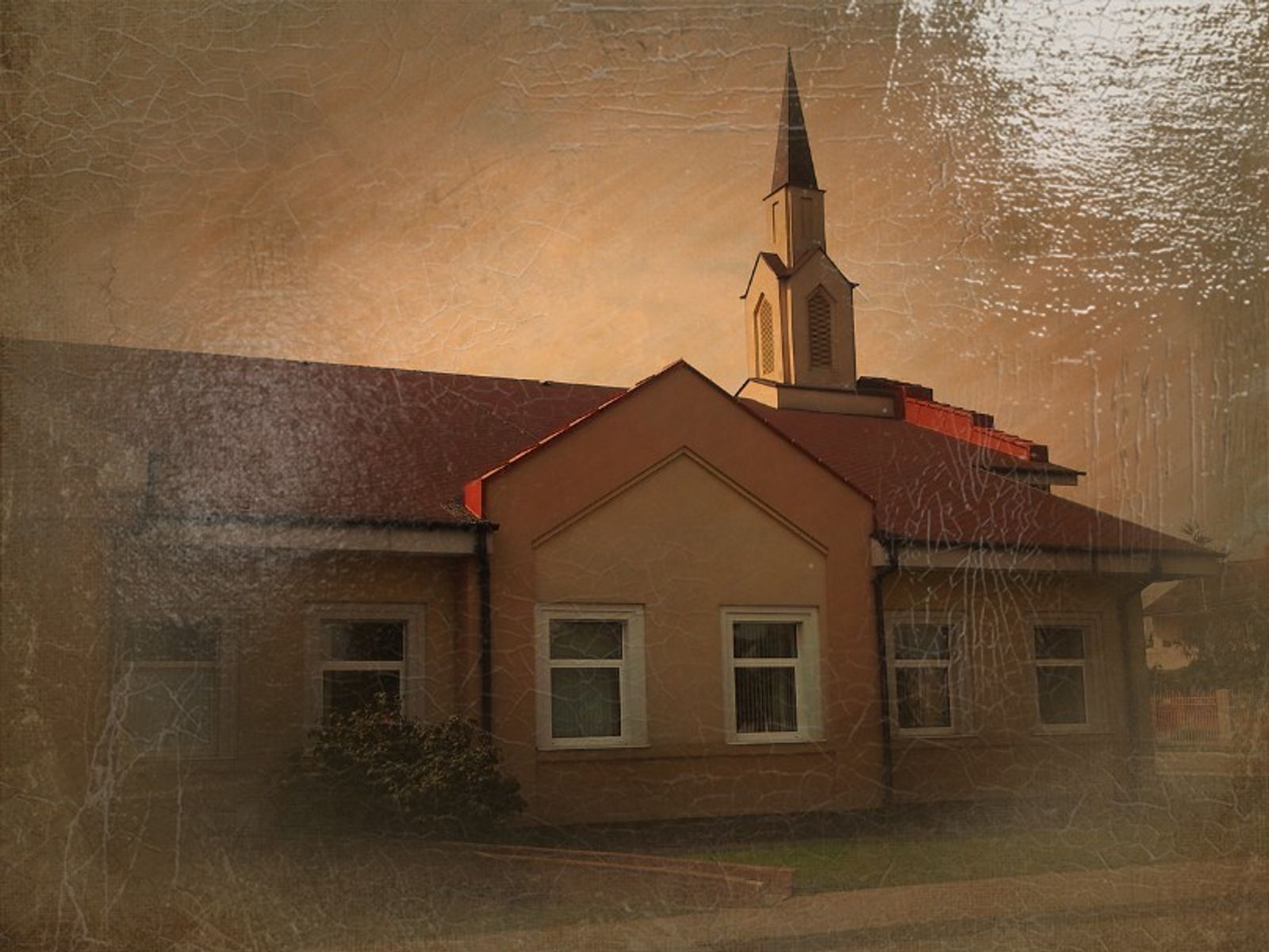 © Andrei  Kolyaskin - Image from the Ukrainian  Kyiv  Temple  in  oil  painting 4 photography project