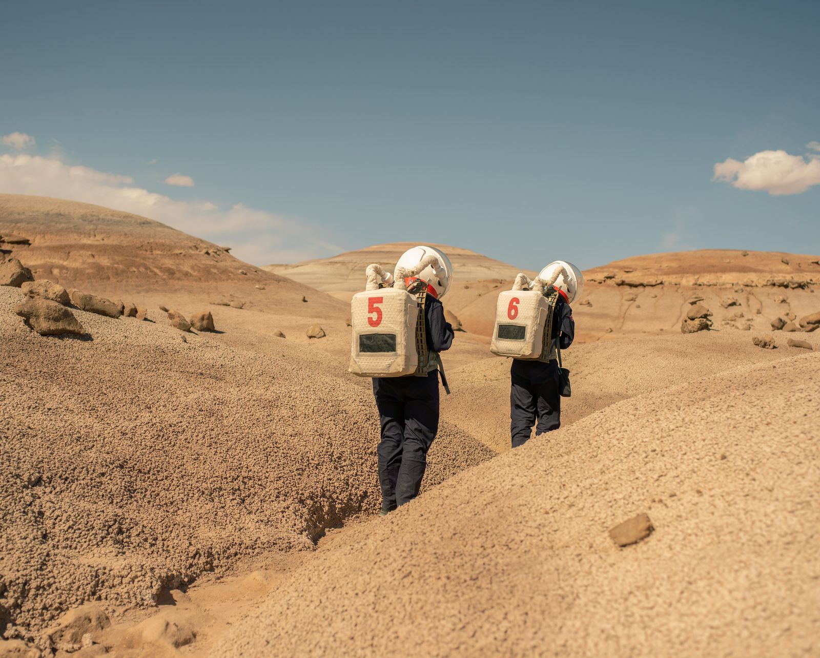 © Kris Davidson - Analog astronauts on EVA at the Mars Desert Research Station in Utah.