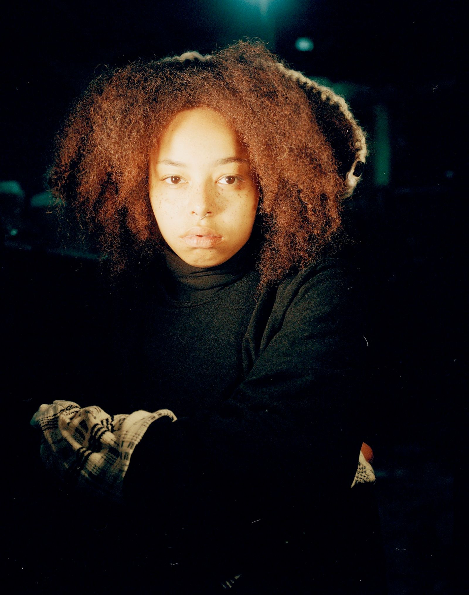 © Nur Guzeldere - Image from the Woman On Verge photography project