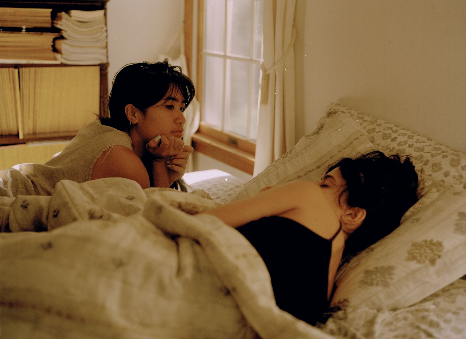 © Nur Guzeldere - Image from the Woman On Verge photography project